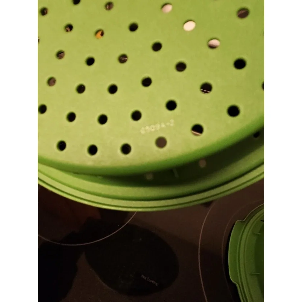 5 Pc Tupperware Green Microwave Smart Steamer & Accessories No Reservoir READ